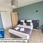Logis La Rosiere----situe Entre Bayeux Et Arromanches Szálloda