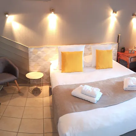 ホテル Logis La Rosiere----situe Entre Bayeux Et Arromanches