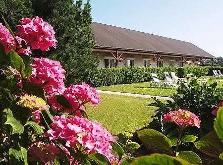 Logis La Rosiere----situe Entre Bayeux Et Arromanches ホテル 3*