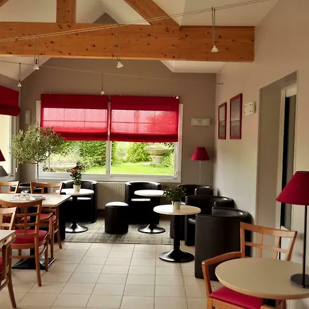 ホテル Logis La Rosiere----situe Entre Bayeux Et Arromanches 3*