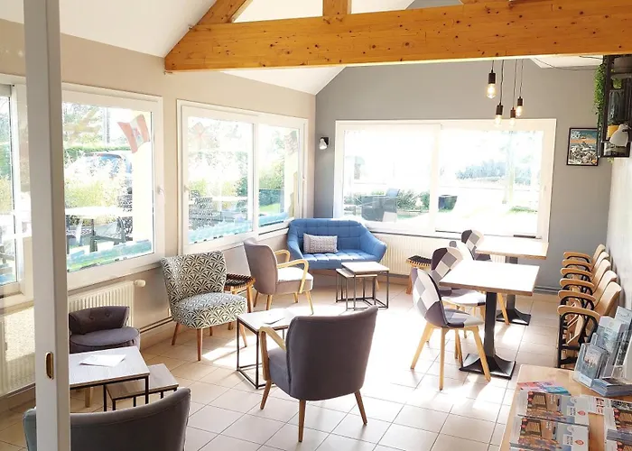 Logis La Rosière----situé Entre Bayeux Et Arromanches Hotel