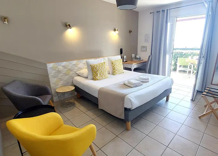 Logis La Rosière----situé Entre Bayeux Et Arromanches