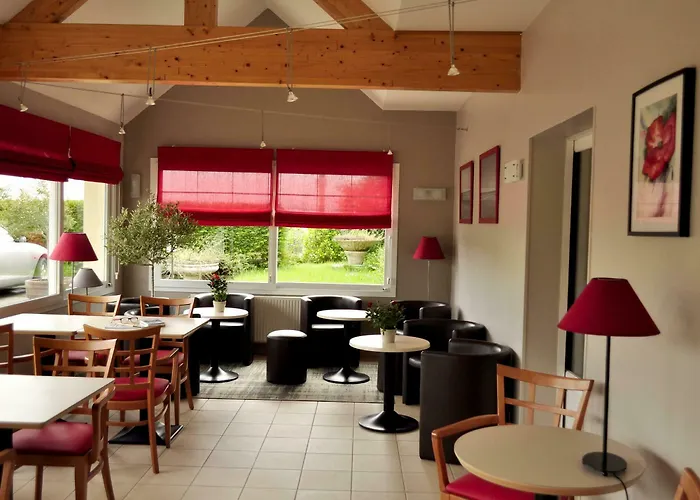 Hotel Logis La Rosière----situé Entre Bayeux Et Arromanches 3*