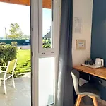 Logis La Rosiere----situe Entre Bayeux Et Arromanches Hotel Tracy-sur-Mer