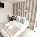 ホテル Logis La Rosiere----situe Entre Bayeux Et Arromanches