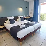 Logis La Rosiere----situe Entre Bayeux Et Arromanches Hotel 3*