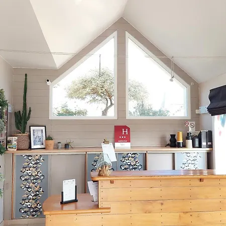 Logis La Rosiere----situe Entre Bayeux Et Arromanches فندق Tracy-sur-Mer