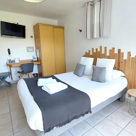 Logis La Rosiere----situe Entre Bayeux Et Arromanches 3* Траси-сюр-Мер