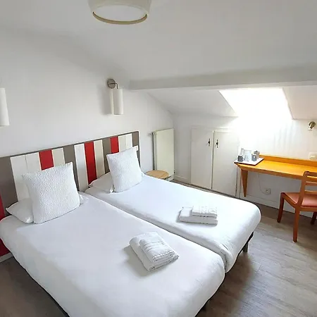 Logis La Rosiere----situe Entre Bayeux Et Arromanches Szálloda 3*