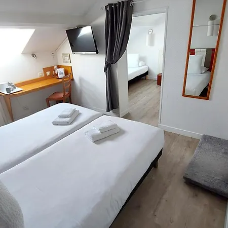 Отель Logis La Rosiere----situe Entre Bayeux Et Arromanches 3*