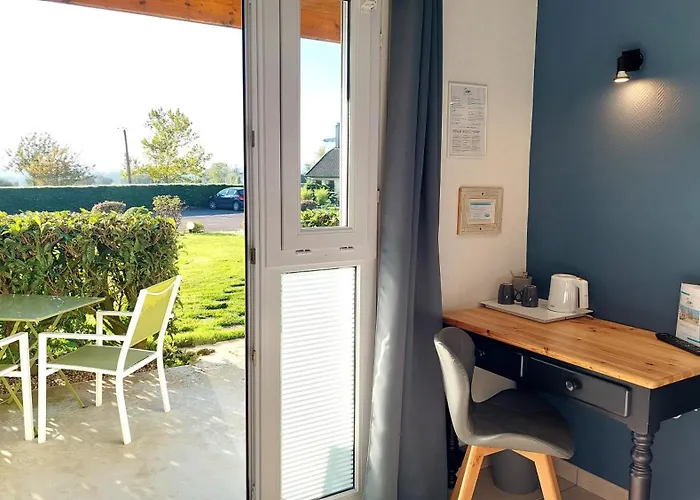 Logis La Rosiere----situe Entre Bayeux Et Arromanches Hotel Tracy-sur-Mer