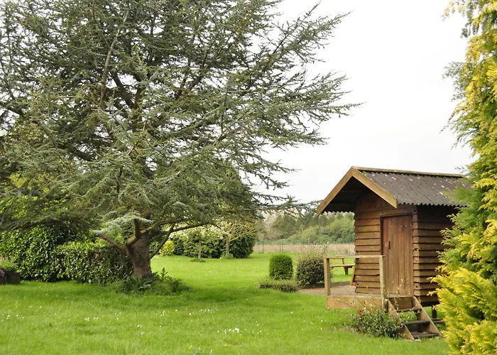 Logis La Rosiere----situe Entre Bayeux Et Arromanches Hotel
