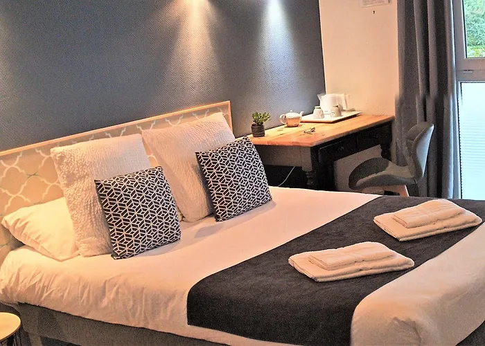 Logis La Rosiere----situe Entre Bayeux Et Arromanches Hotel Tracy-sur-Mer