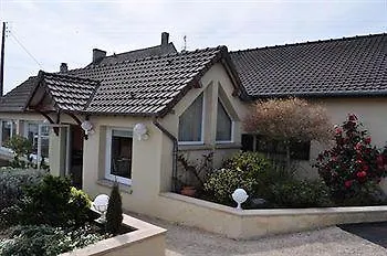 Logis La Rosiere----situe Entre Bayeux Et Arromanches